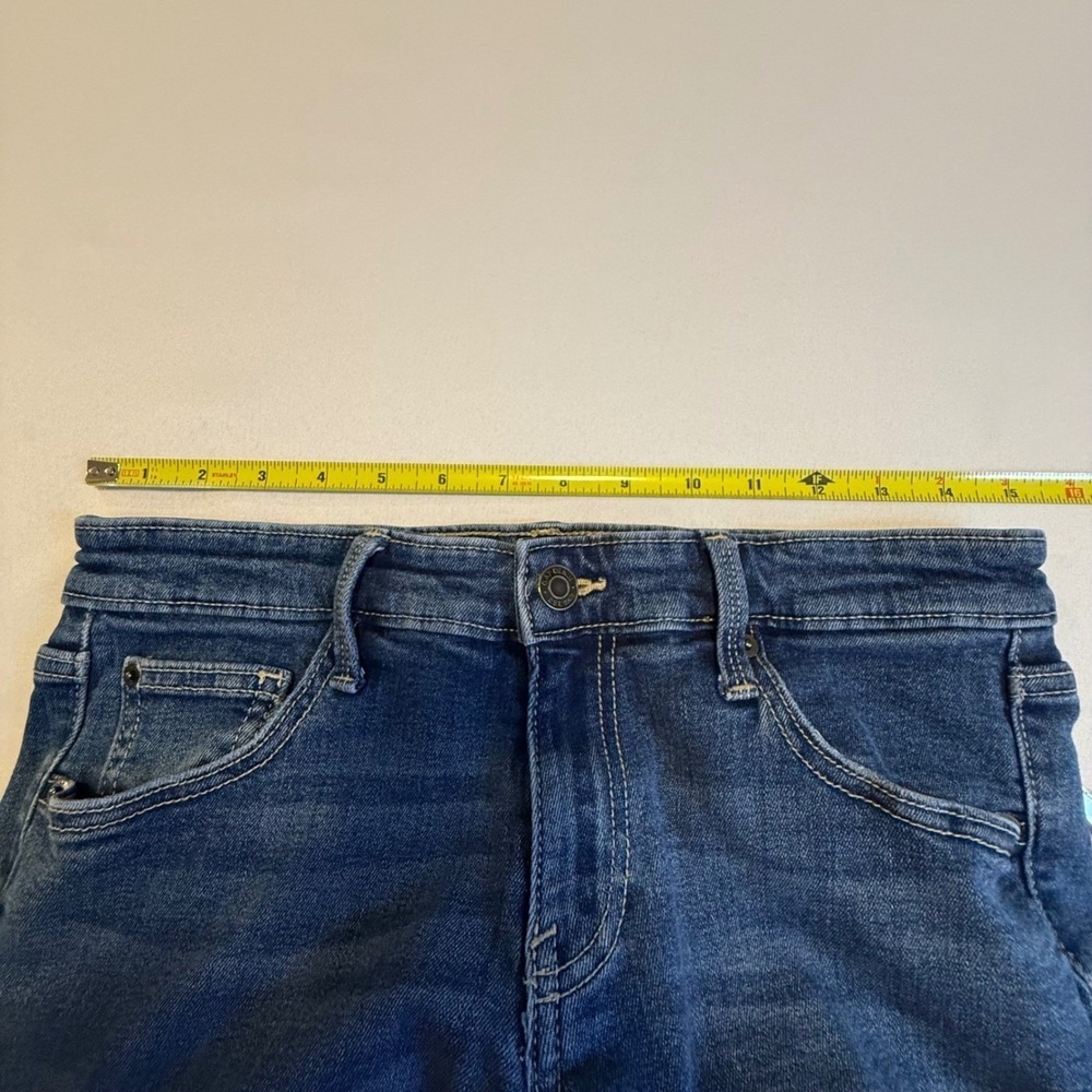 Gap Girlfriend Denim Cropped Jeans Medium Wash Blue Denim Slim Fit Women Pant 2R - Picture 7 of 11